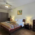 Villa Oceankokia *