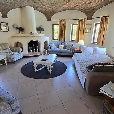 Oceankokia Villa *